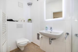 Balcony - Central Apartment - 7