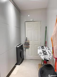 Hillview Executive Self-Catering House - 1