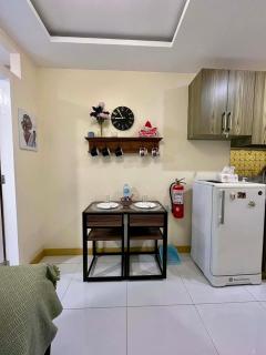 Cozy & comfy staycation in Quezon City - 6