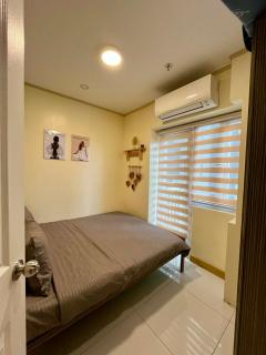 Cozy & comfy staycation in Quezon City - 5