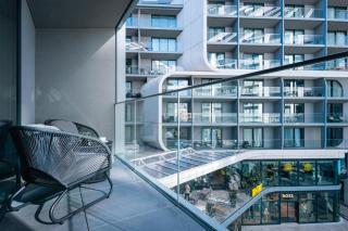 Mercury Tower Stylish Apartment - 6