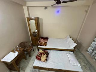 Sri Mayapur Chandrodaya Guest House and Event Holder - 2