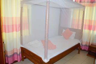 Roma Stays - Magnificent 3bedroom at Sunset Paradise in Shanzu with Pool - 4