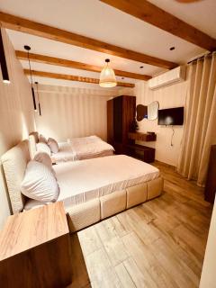 Pyramids Height Luxury Wing - 5