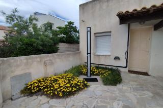 The family by the sea - 1