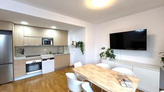 Sunny apartment Olympic area by Prestigi P3 - 4