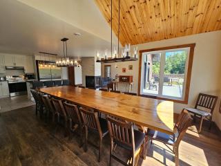 Spa & Lake Mailloux Waterfront - Le Rassembleur - 1