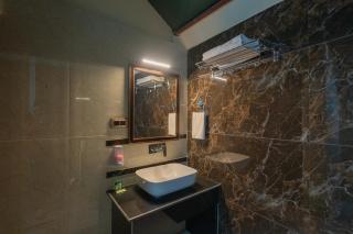 Nature Drops, Pangot - 6