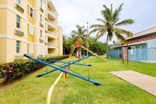 Beach condo with 3 bedrooms and ocean views - 9