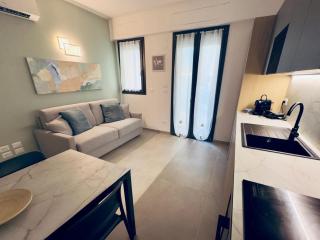 Palms Beach Pesaro Residence - 4