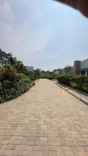 3 bedrooms Entebbe Lake-House with Pool,Private Beach, Kids Park and AC - 9