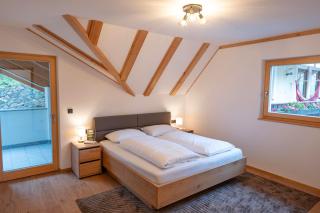 Modern apartment with mountain views - 5