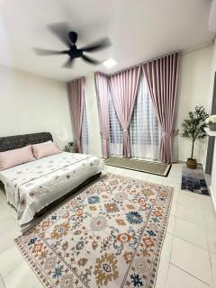 Voila PD Homestay - 5