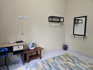 The Simplicity Homestay - 4