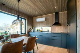 Cozy Cabin With View Over Åvedalsvannet - 5