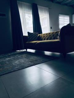 Tranquil Escapes Bramley - 2