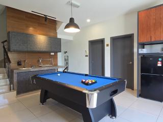 Jonker Street New Cozy Home 20pax Swimming Pool Karaoke - Malacca - 1