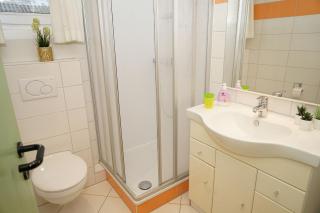 Blockhaus mit Wintergarten in Strandnähe - 3