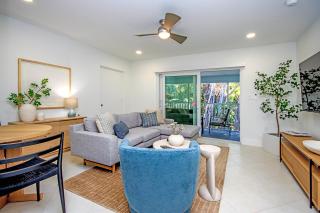 1BR Sanibel Condo Near Beach Colony Inn 07 - 9
