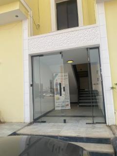 A studio with an elegant bohemian vibe - 9