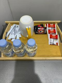 A studio with an elegant bohemian vibe - 7