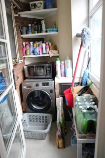 Cosy, modern 3 bed apartment in Highgate - 2