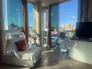 PENTHOUSE SEASIDE 10 MIN port, croisière et aéroport - 4