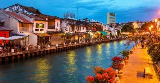 New Urban Stay 7pax Near Jonker 2 mins - 1