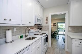 Walk to Beach 1BR Sanibel Condo Colony Inn 45 - 8