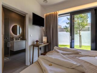 3 Bed in South Tehidy 90550 - 1