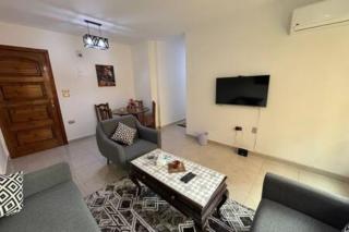 1401 · 2 BR entire apartment - 4