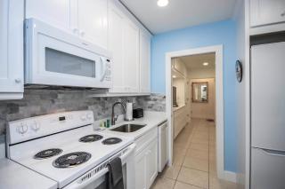 Cozy 1BR Sanibel Condo by Beach Colony Inn 49 - 4