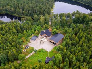 BLE107-Svaengsta-Oevre-Aemnebodavaegen-312-81 - 0