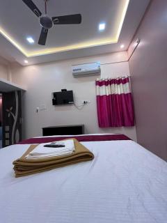 VV Guest House & Rooms - 6