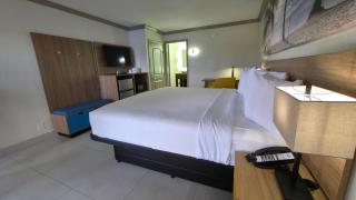 Days Inn by Wyndham Florida City - 3