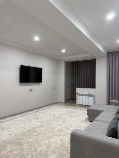 Spacious Apartment in Bishkek - 8