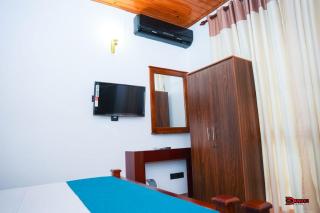 Danidu City Holiday Home - 0