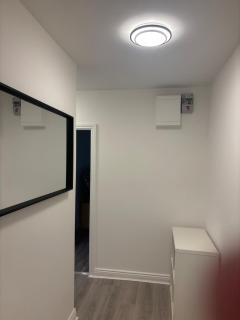 Modern Spacious Flat near City and Airport with parking & WiFi - 7