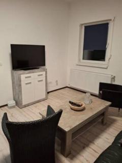 Schöne Vollausgestattete Gästewohnung Direkt in der Gartenstadt Leuna und nähe Geiseltalsee für 1 Person 6105 - 6