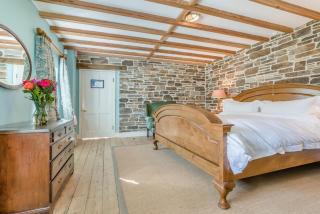 6 Bed in Tresillian oc-t32987 - 2