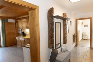 Cozy Tyrolean Home Quiet View and Dogs Welcome - 1