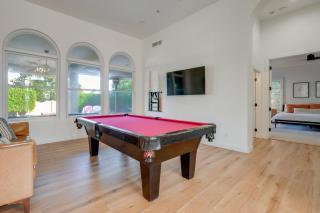 Pool Table, Putting Green Luxury Oasis in Mesa - 7