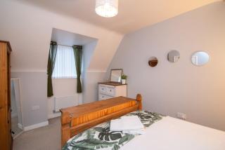 Sleeps 8 - Contractors - Groups - Families - 1