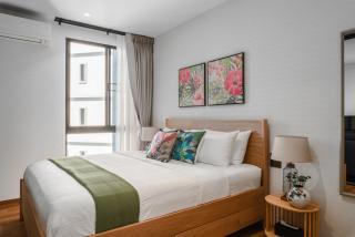 Title Halo Pinky Lime Naiyang Pool Gym Hammam - 0