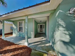 Emerald Port Of Call - 9