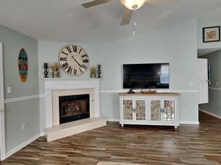 Emerald Port Of Call - 5