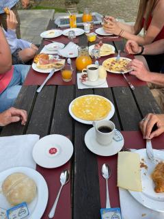 B&B HOTEL IN FERME DE LEUZE nabij Durbuy, eigen laadpalen - 9