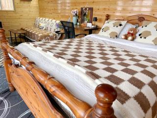 Farm stay cabin in the woods - 8