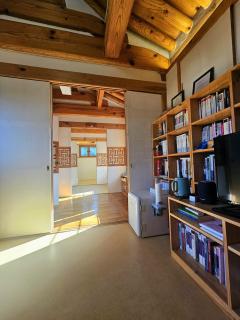 Chaehyodang Hanok Stay - 4