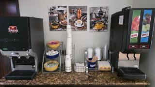 Days Inn by Wyndham Florida City - 5